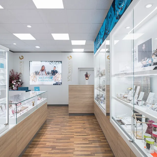 Filiale von Juwelier Baumgartl - Ausgewählte Schmuckstücke vor Ort für Sie in Borna, Altenburg, Zeitz, Merseburg, Meerane und Weißenfels und in unserem Online Shop